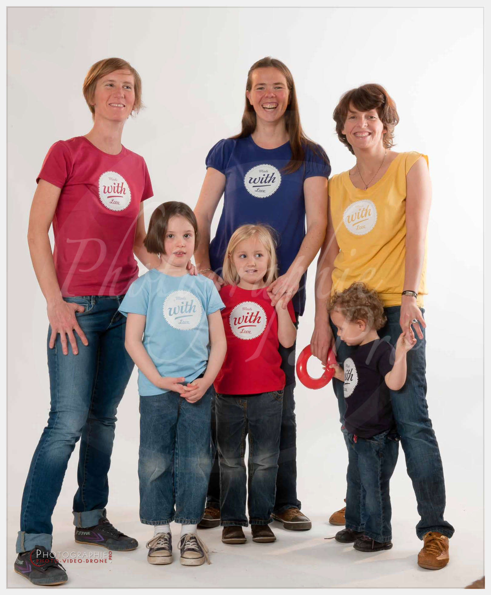 Session Photo T-Shirts "Joy & Cie" — © by PhotoGraphie.Pro