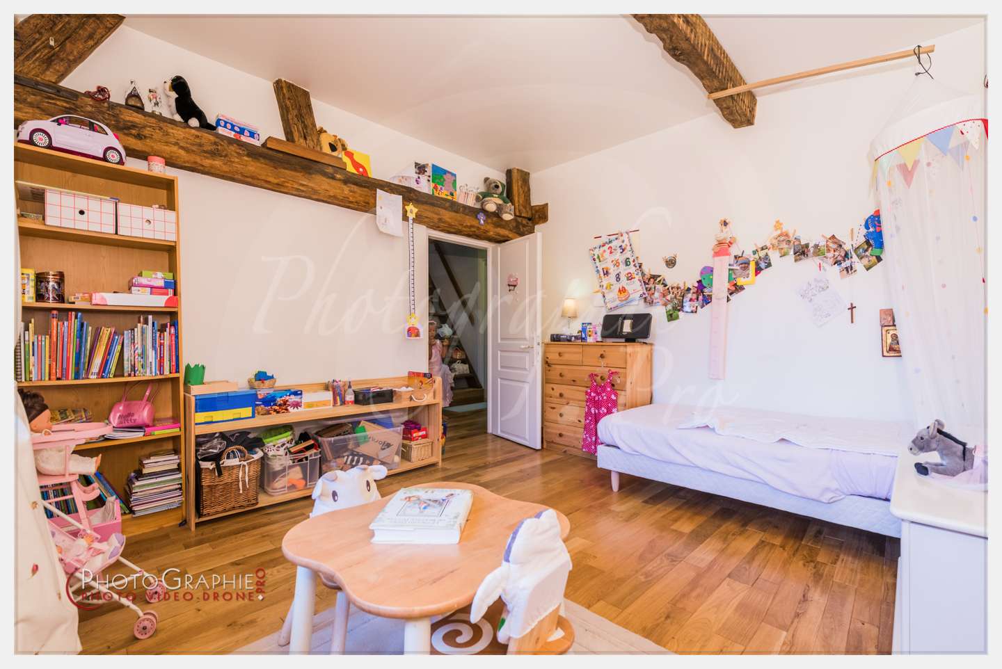 D8e004556 - © by A-la-Vie.com