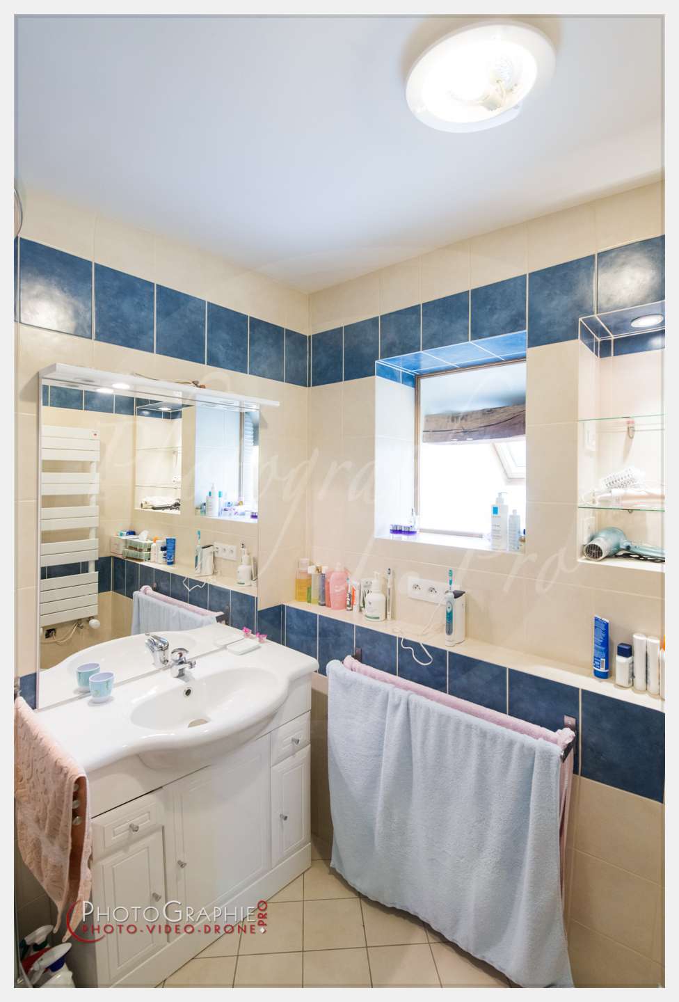 D8e004564 - © by A-la-Vie.com