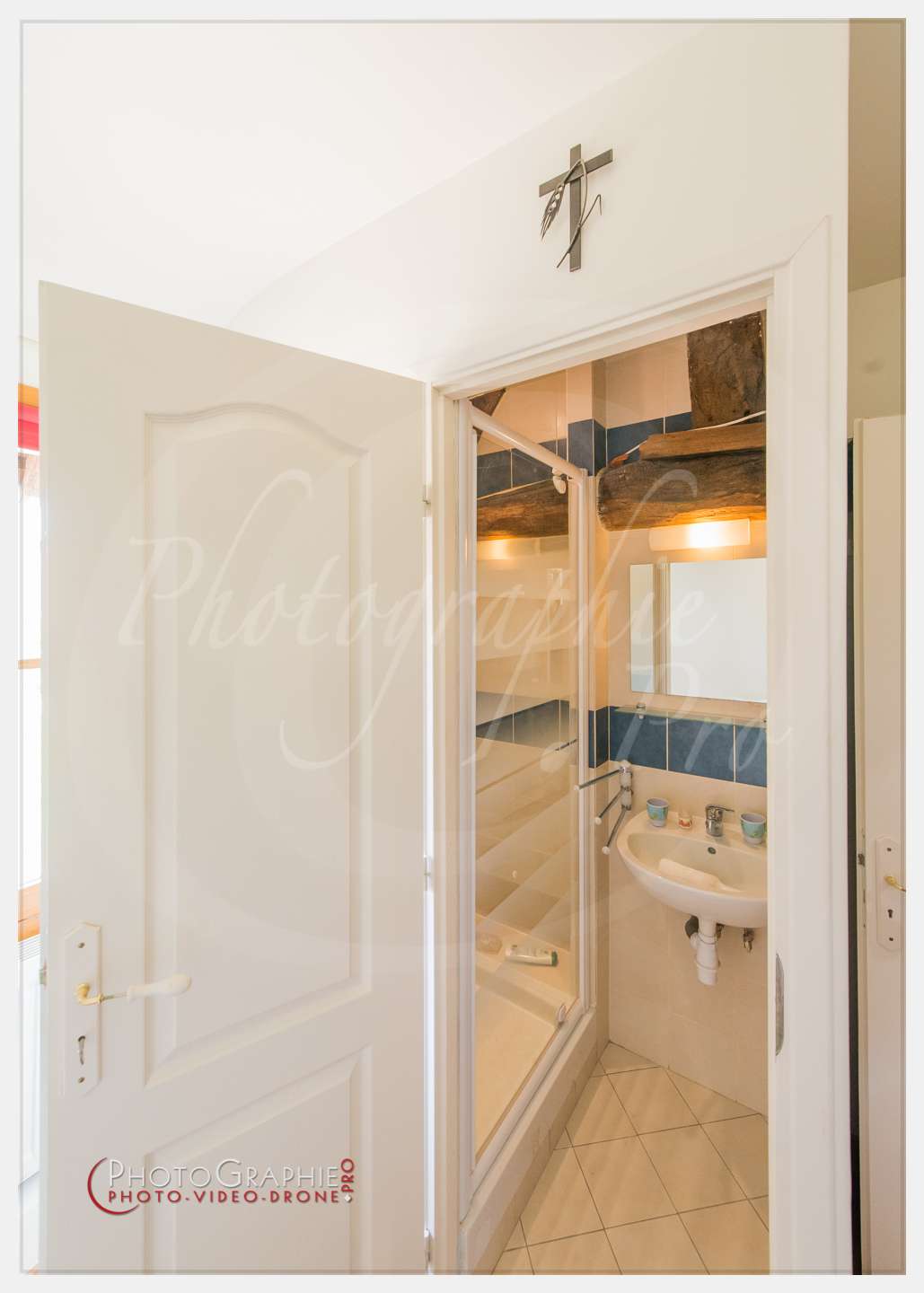 D8e004623 - © by A-la-Vie.com