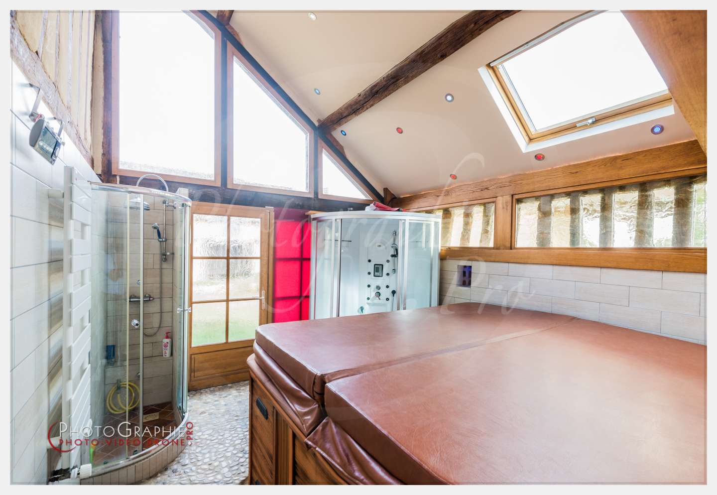 D8e008055 - © by A-la-Vie.com