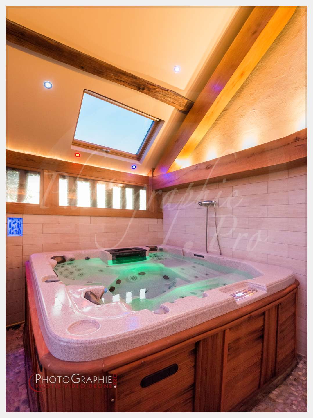 D8e008101 - © by A-la-Vie.com