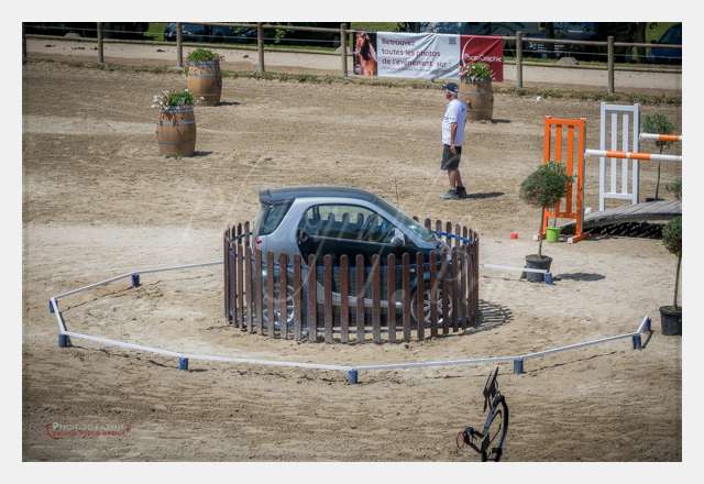 S1025278 STAFF © by A-la-Vie.com