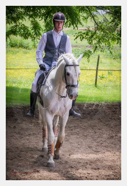 S1026543 TERRAIN DE CHAUF © by A-la-Vie.com