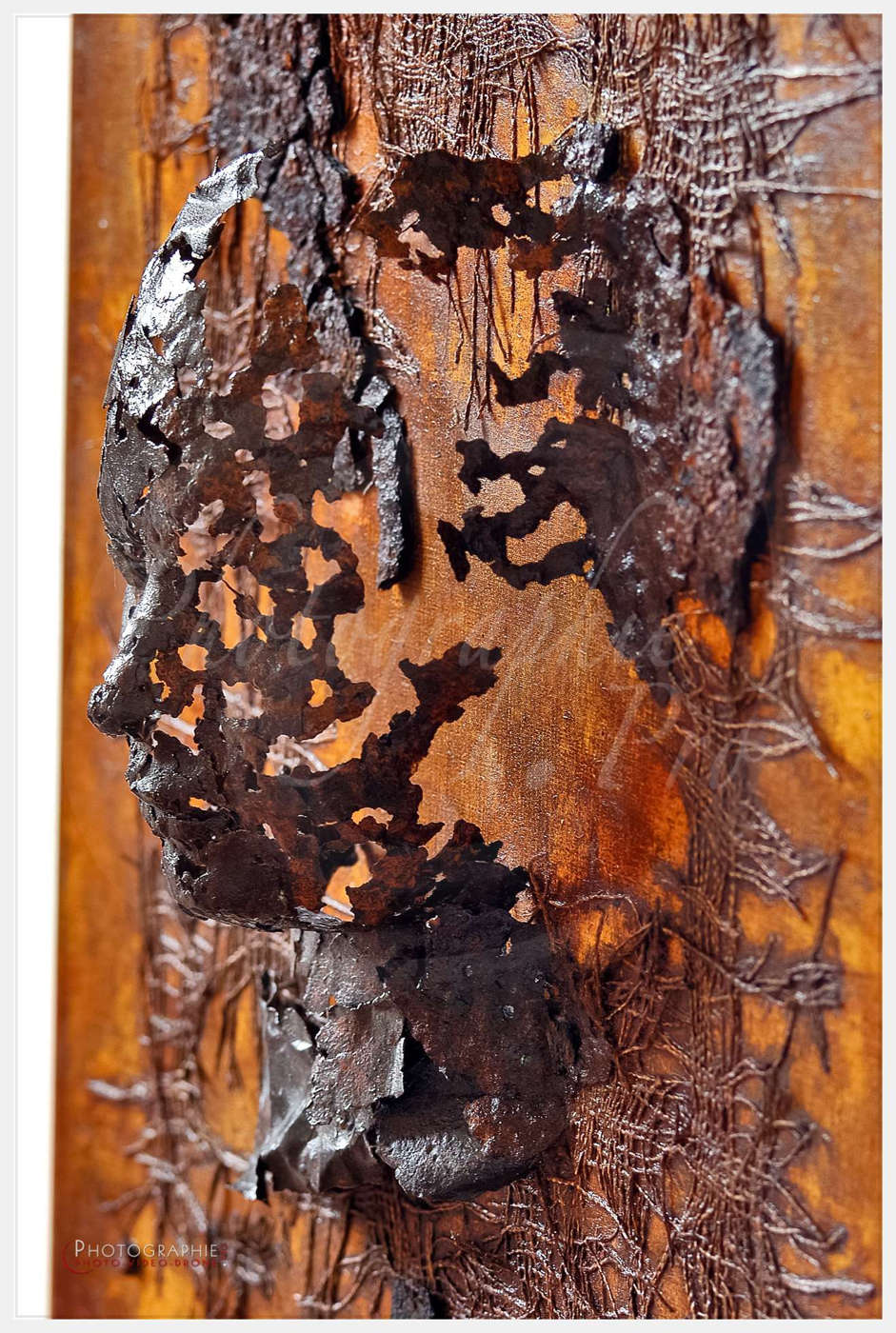 Yan BACART, artiste à Mortain - Abbaye Blanche © by A-la-Vie.com