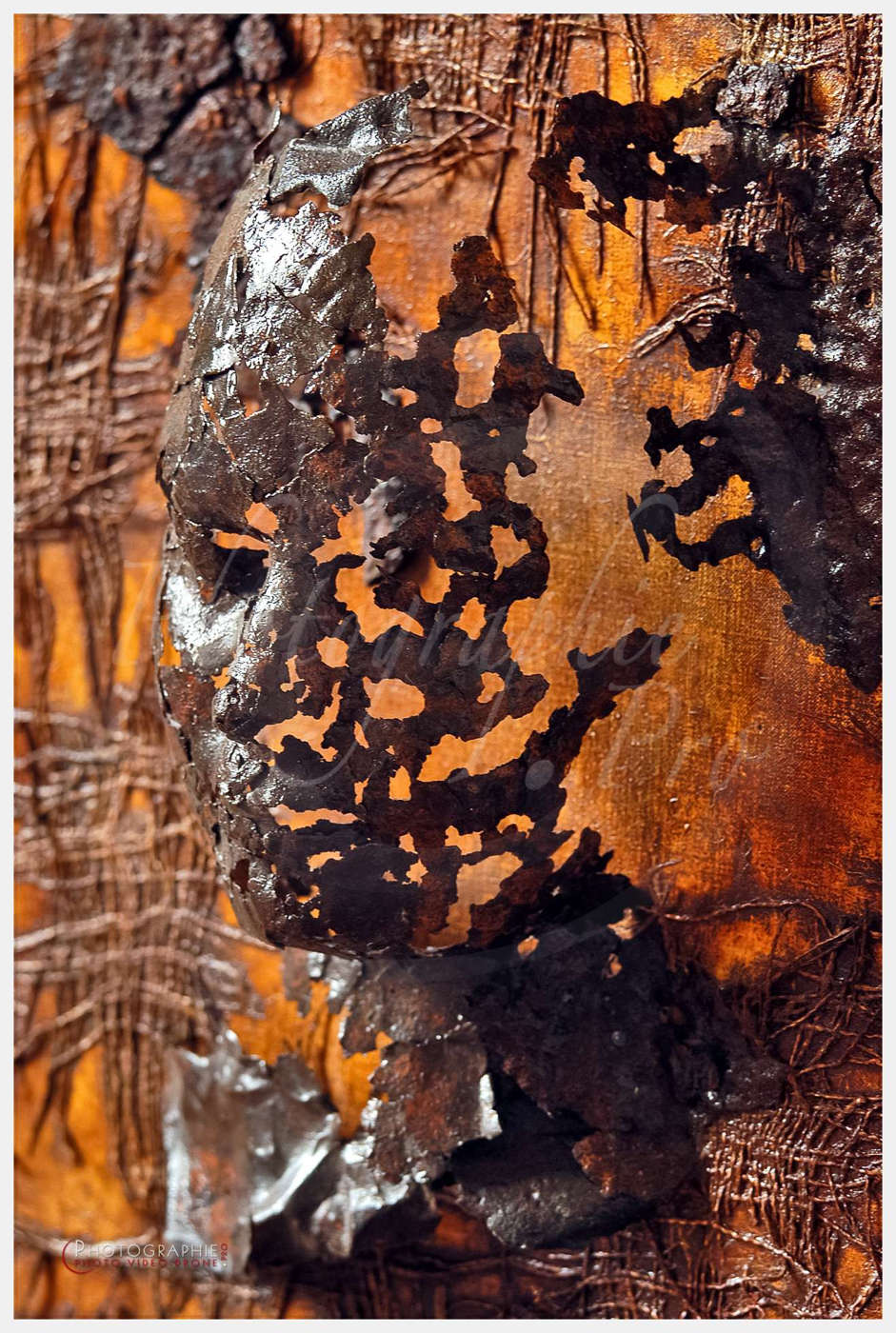 Yan BACART, artiste à Mortain - Abbaye Blanche © by A-la-Vie.com