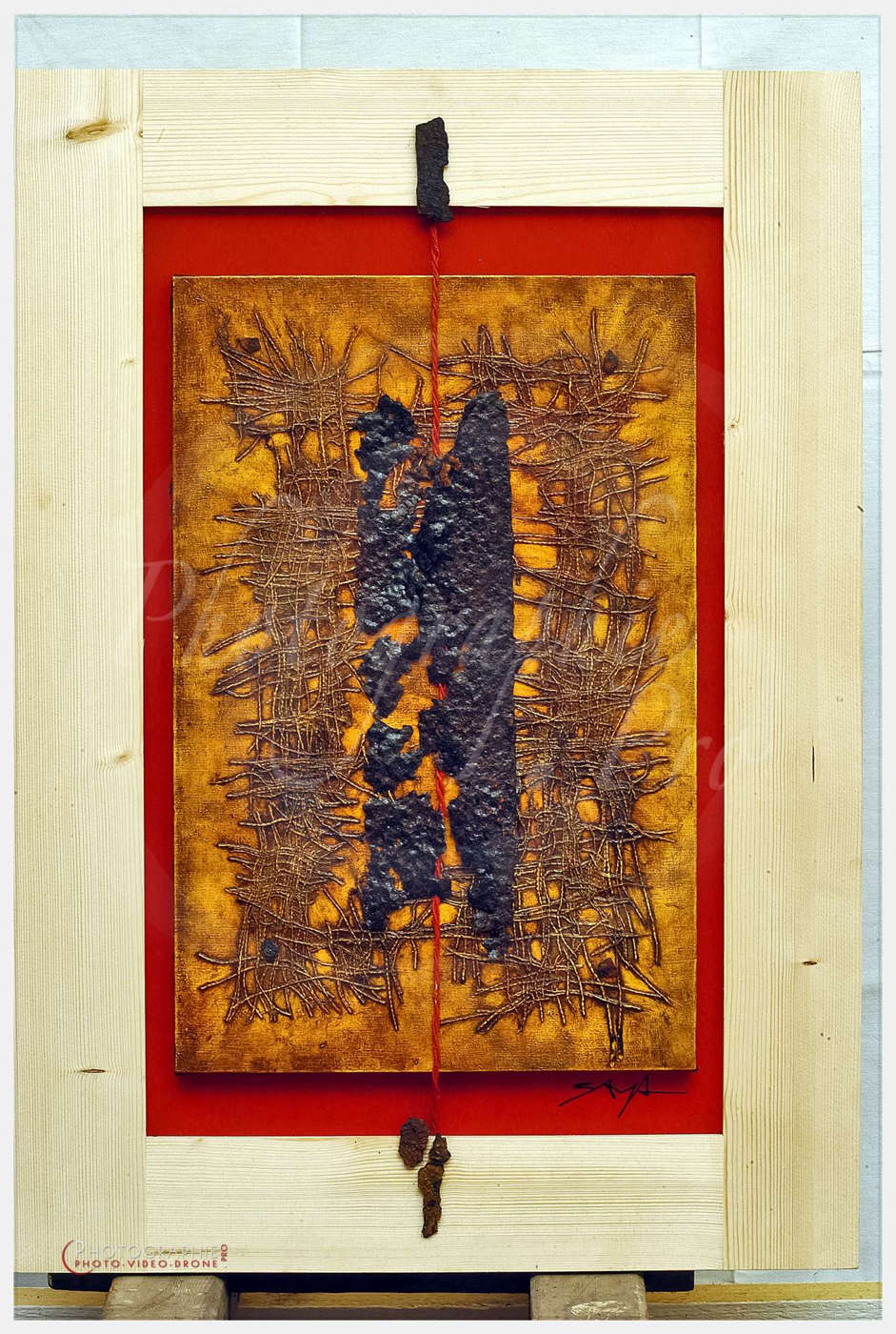 Yan BACART, artiste à Mortain - Abbaye Blanche © by A-la-Vie.com