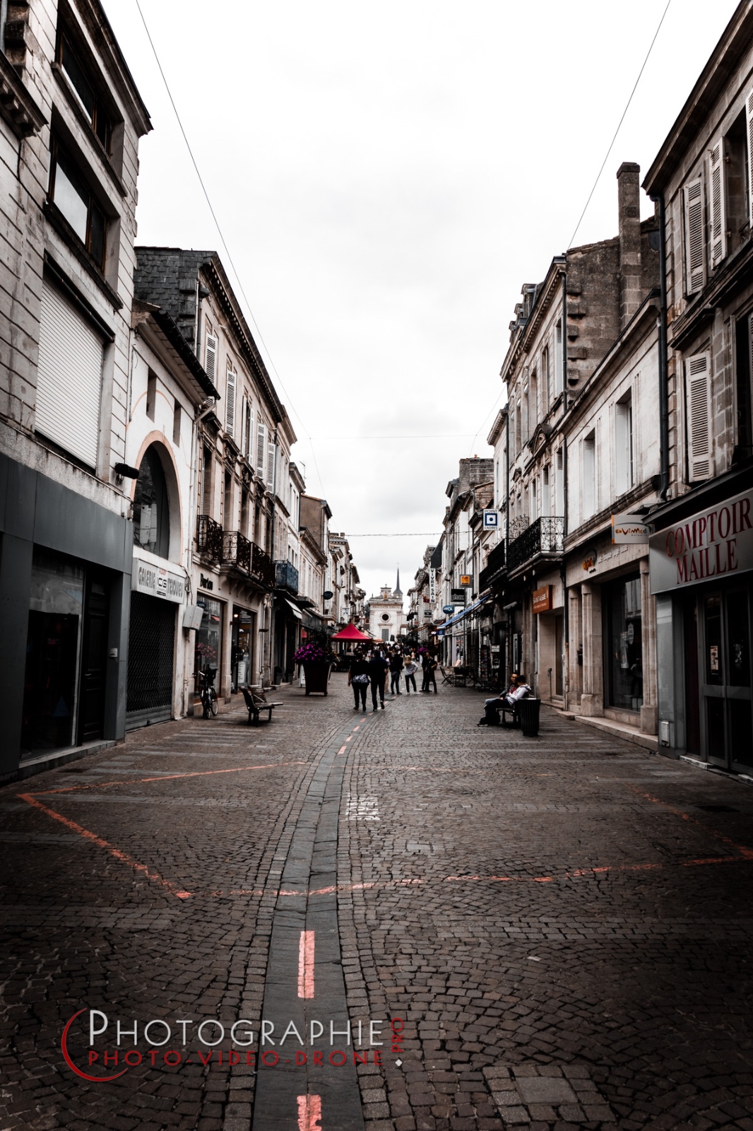 S1053034 © by A-la-Vie.com