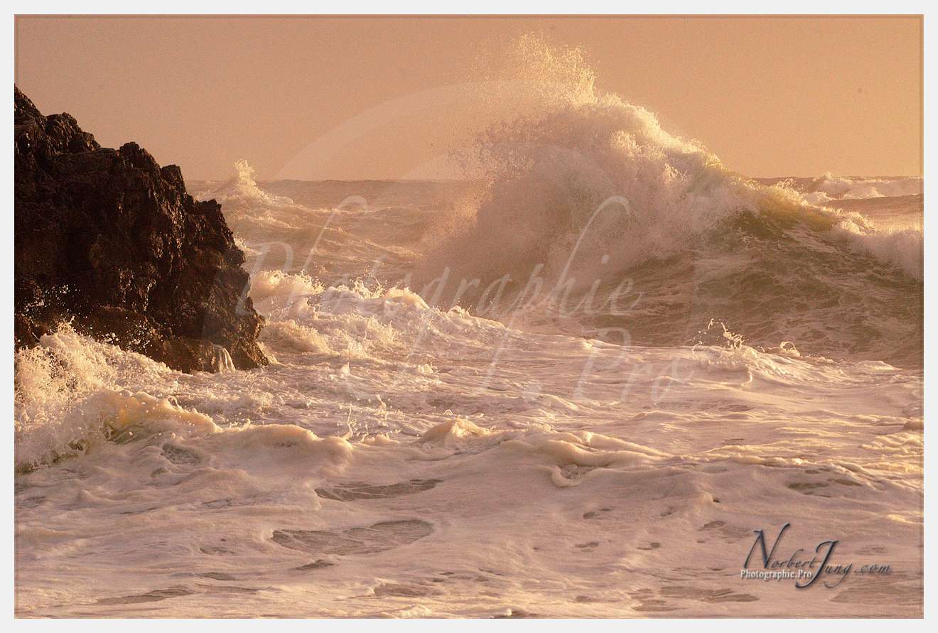 Vagues  Sabaudia (Latina-Italie) © by A-la-Vie.com