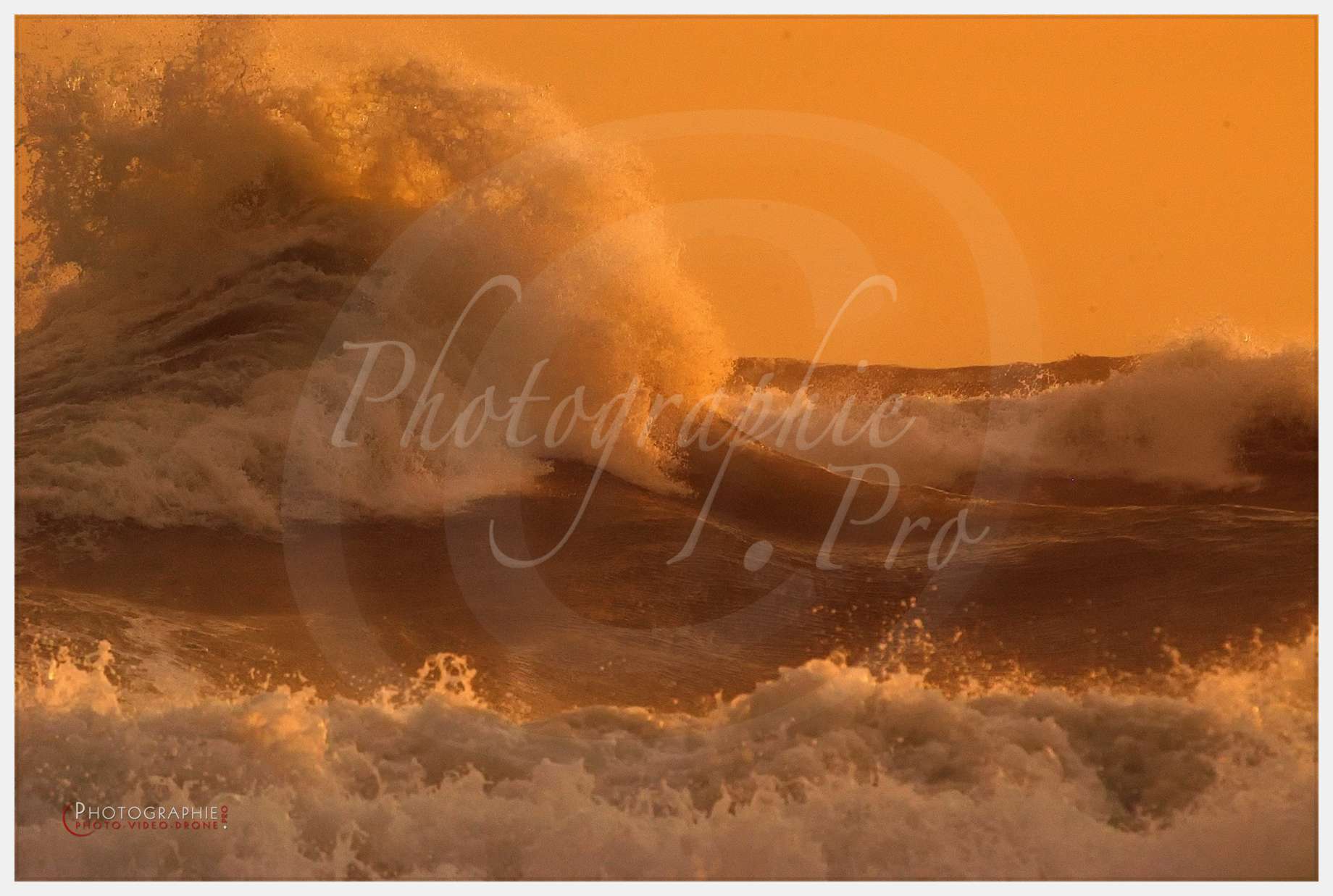 Vagues  Sabaudia (Latina-Italie) © by A-la-Vie.com