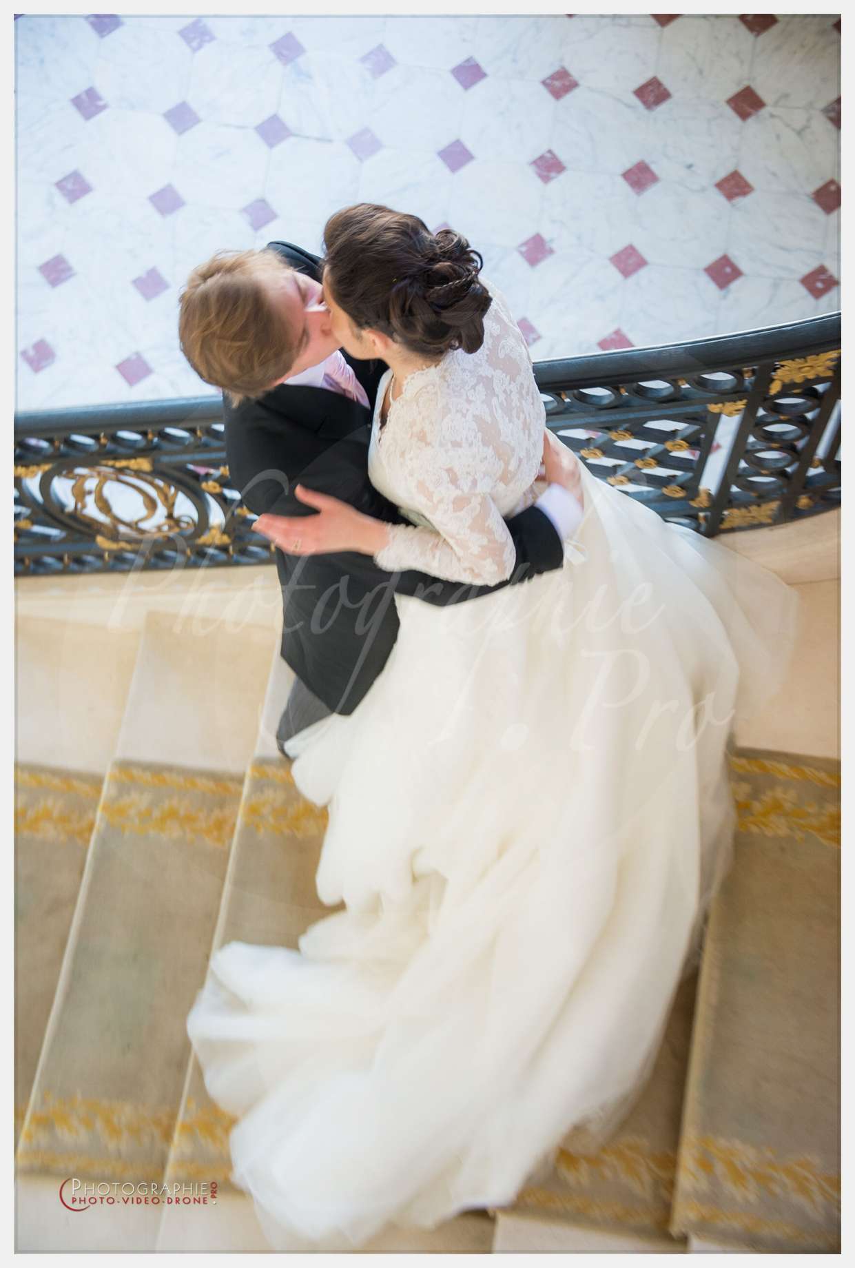 D8e025405 © by A-la-Vie.com