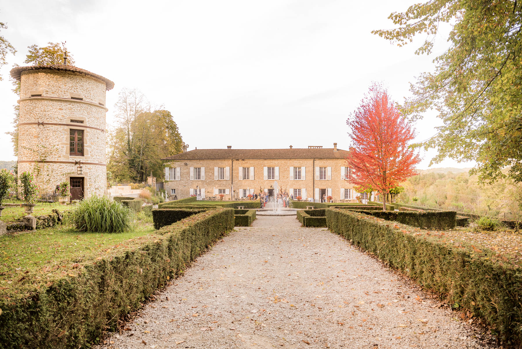 09 CASTLE COCKTAIL AMBIANCE VIDEO