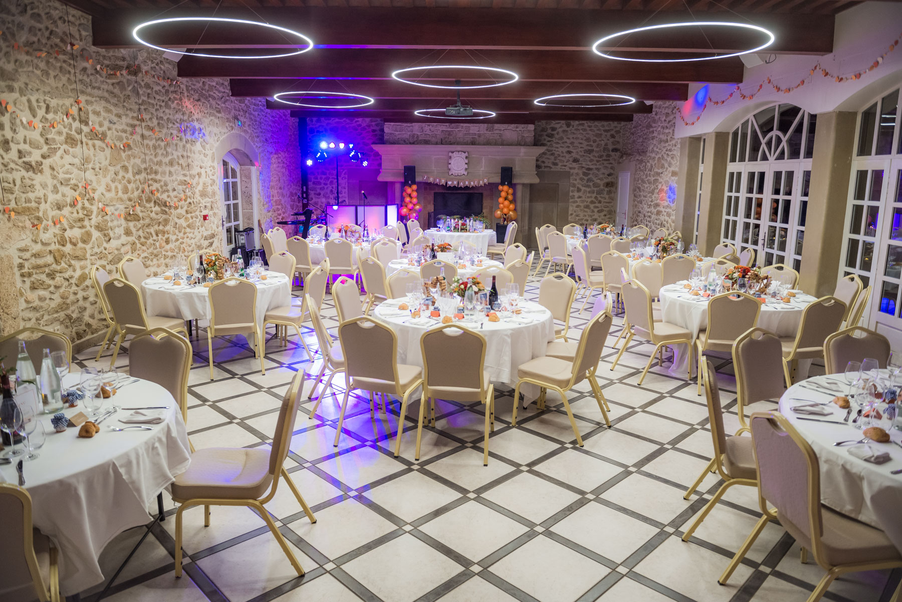 10 DINER SPEACHES TABLES VIDEO